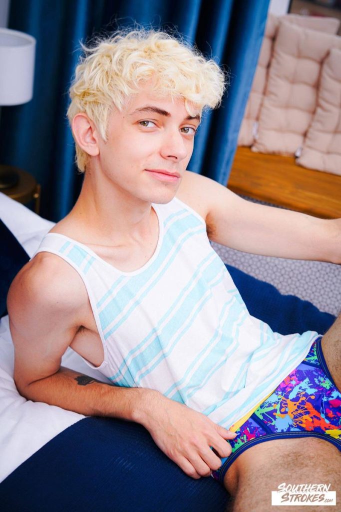 Hottie young blonde boy Southern Strokes Elio Pjatteryd strips out of tight sexy underwear jerking twink dick 2 porno gay pics 683x1024 - Elio Pjatteryd