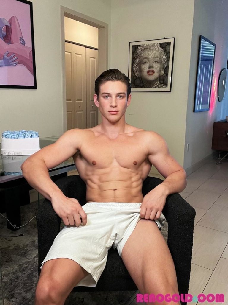 Reno Gold Post gym flexes ripped muscular body as he jerk out a huge cum load 6 gay porn pics 768x1024 - Reno Gold